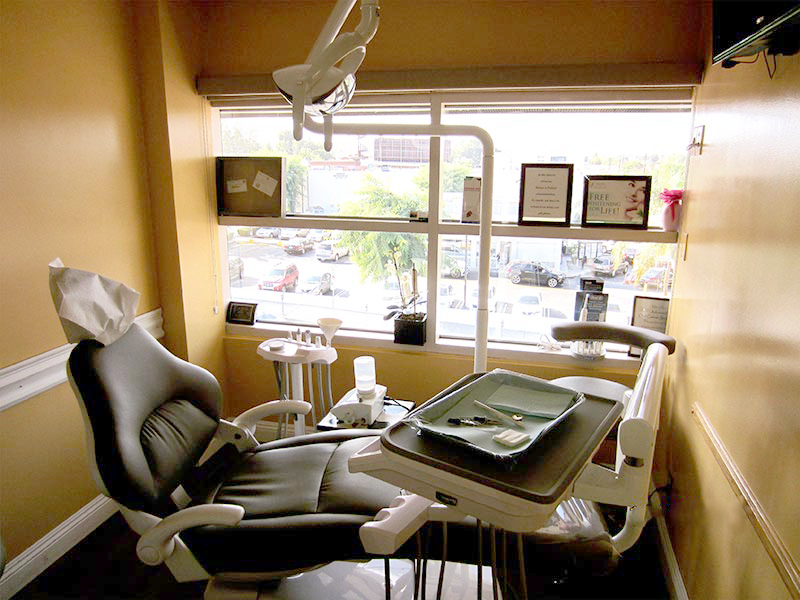 Our dental office 05